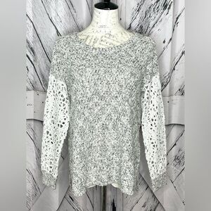 ASTR Gray Knit Marled Oversized Sweater with Lace Sleeve S